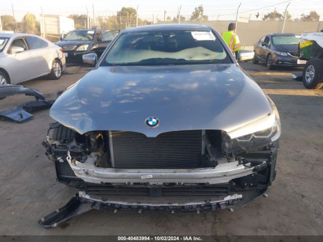 WBAJA9C56JB250438 BMW 530e Iperformance