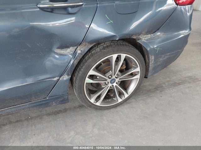 Ford Fusion Titanium 2019 3FA6P0K98KR241475 Image 18