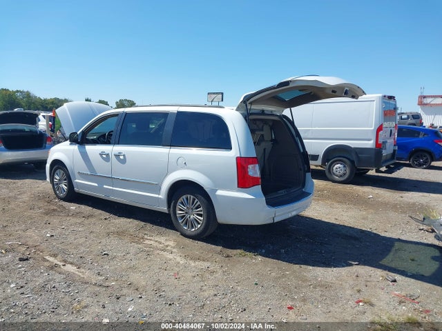 2C4RC1CG0GR121592 Chrysler Town & Country Touring-l Anniversary Edition