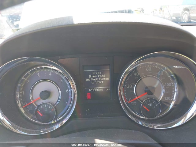 2C4RC1CG0GR121592 Chrysler Town & Country Touring-l Anniversary Edition
