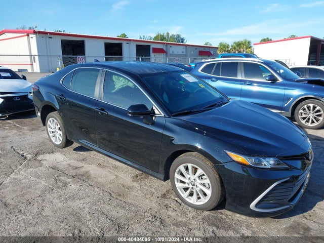 Toyota CAMRY LE 2023 4T1C11AK3PU776217 Image 1