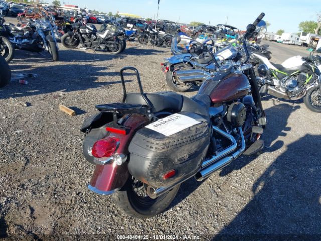 2018 HARLEY-DAVIDSON FLHC 1HD1YAJ18JC068684 Photo 3