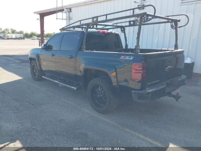 2017 CHEVROLET SILVERADO 1500 3GCUKREC5HG183227 Photo 2