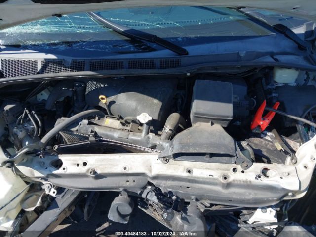 5TDYZ3DC2HS875099 Toyota Sienna Xle Premium 8 Passenger
