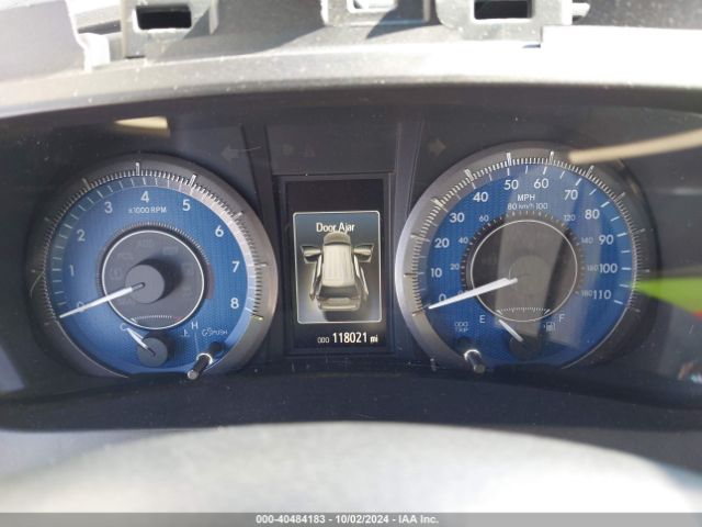 5TDYZ3DC2HS875099 Toyota Sienna Xle Premium 8 Passenger