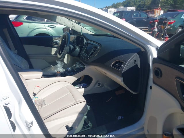 1C3CCCCG9FN672671 Chrysler 200 C