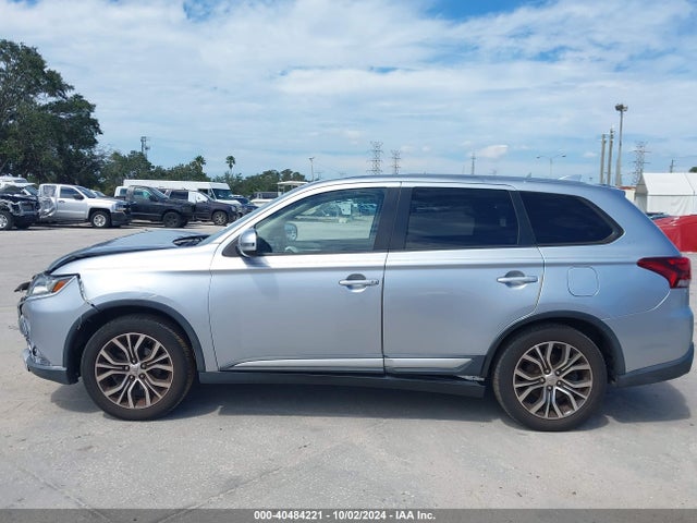 Mitsubishi Outlander Se/sel 2017 JA4AD3A31HZ046599 Image 14