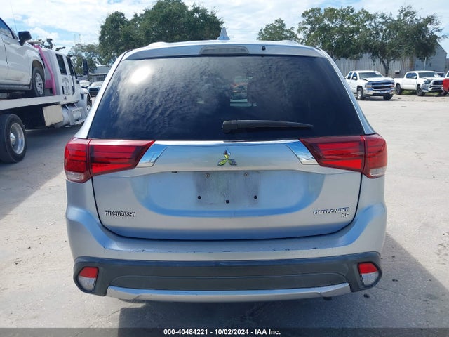 Mitsubishi Outlander Se/sel 2017 JA4AD3A31HZ046599 Image 16