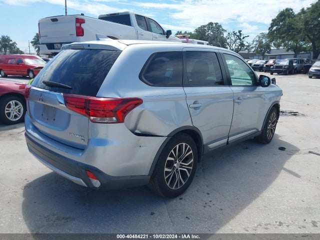 2017 MITSUBISHI OUTLANDER JA4AD3A31HZ046599 Photo 3