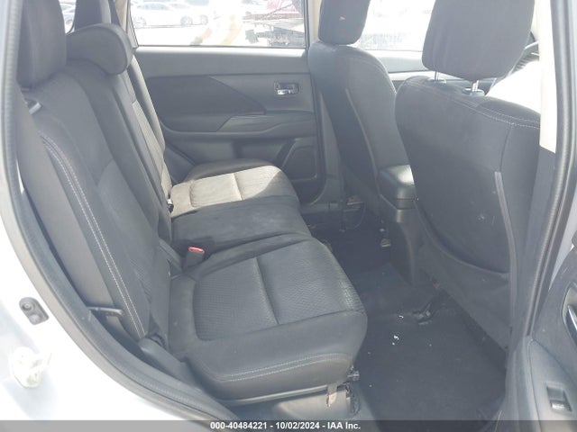 2017 MITSUBISHI OUTLANDER JA4AD3A31HZ046599 Photo 7