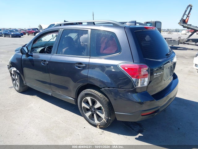 JF2SJABC9JH519880 Subaru Forester 2.5i