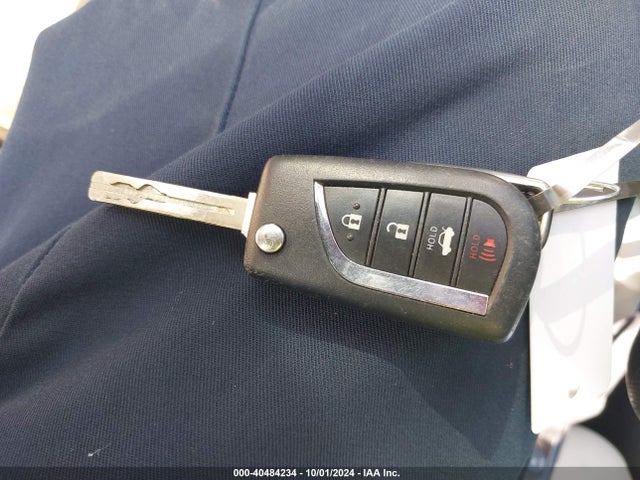 Toyota COROLLA LE 2020 5YFEPRAE8LP085650 Image 11
