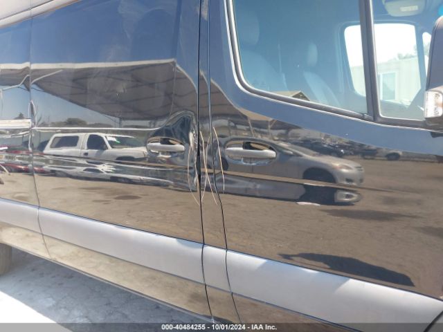 W1W4ECVY2KT018203 Mercedes-Benz Sprinter 2500 High Roof V6