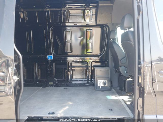 W1W4ECVY2KT018203 Mercedes-Benz Sprinter 2500 High Roof V6