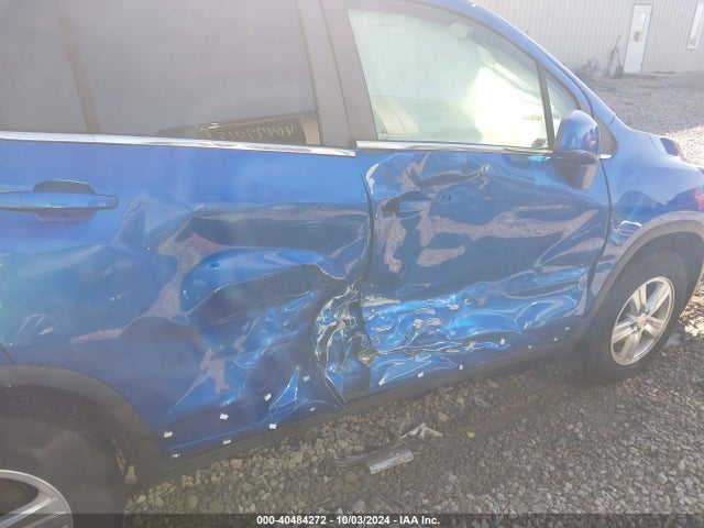 KL7CJTSB0GB593677 Chevrolet TRAX 1LT
