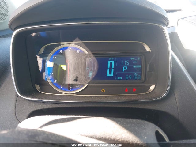KL7CJTSB0GB593677 Chevrolet TRAX 1LT