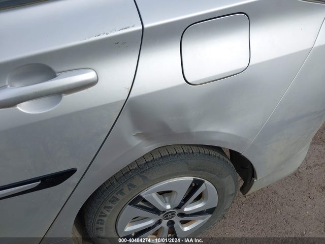 Toyota Prius Two Eco 2016 JTDKARFU7G3511525 Image 17