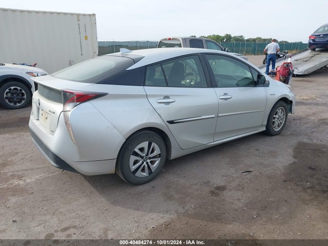 Toyota Prius Two Eco 2016 JTDKARFU7G3511525 Image 4