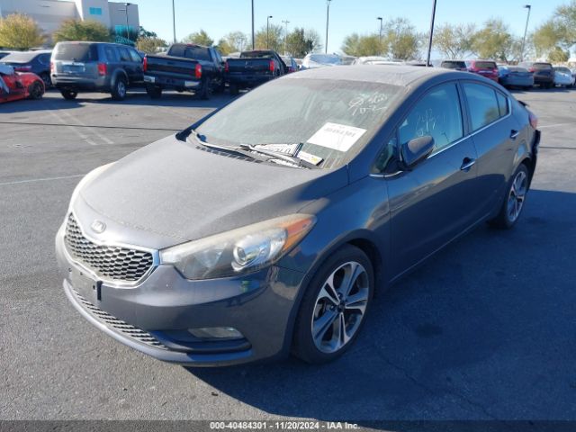 KNAFZ4A87G5613738 KIA FORTE EX