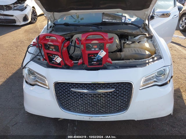 2C3CCAEG8GH359414 Chrysler 300C