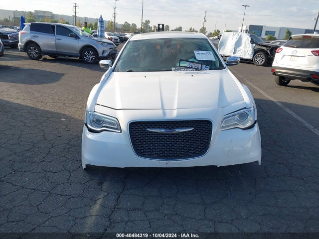 2C3CCAEG8GH359414 Chrysler 300C