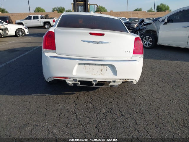 2C3CCAEG8GH359414 Chrysler 300C