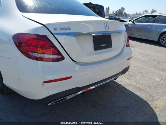 WDDZF4JB5HA082123 Mercedes-Benz E 300