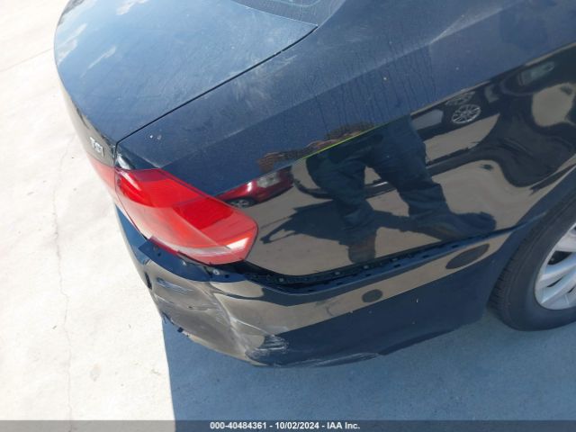 1VWAT7A35FC036610 Volkswagen Passat 1.8t Wolfsburg Edition
