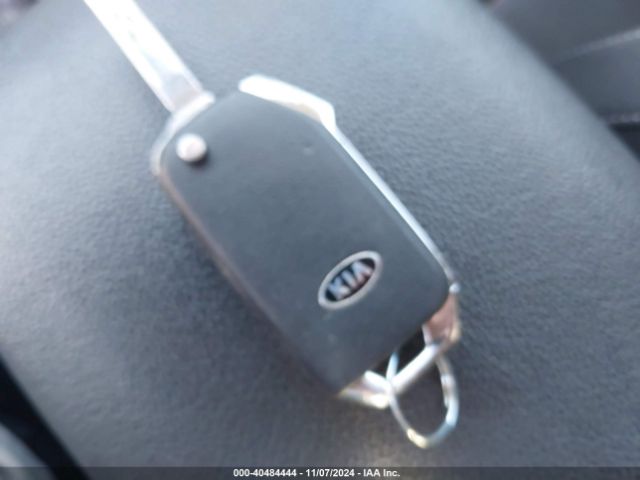 3KPF24AD8KE126274 KIA Forte Lxs