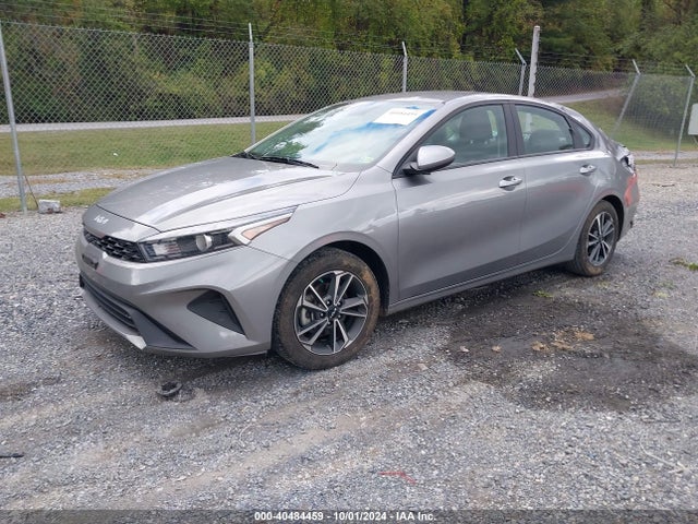 KIA Forte Lxs 2023 3KPF24AD4PE583798 Image 2