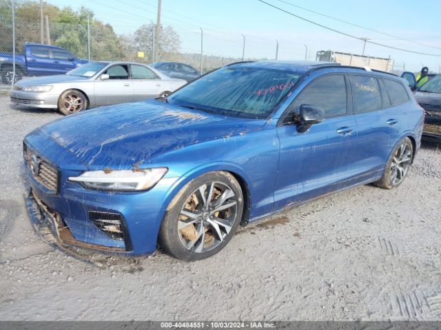 YV1102EM3M2428600 Volvo V60 T5 R-design