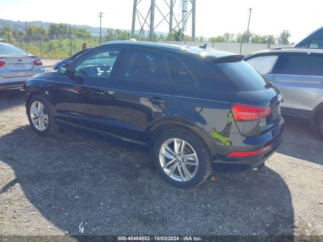 WA1ECCFS9HR012897 Audi Q3 2.0t Premium