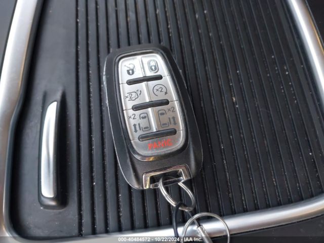 2C4RC1L73NR122667 Chrysler Pacifica Hybrid Touring L