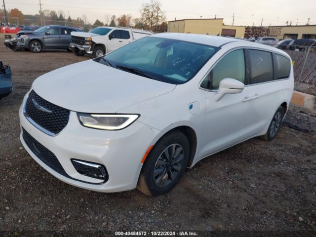 2C4RC1L73NR122667 Chrysler Pacifica Hybrid Touring L