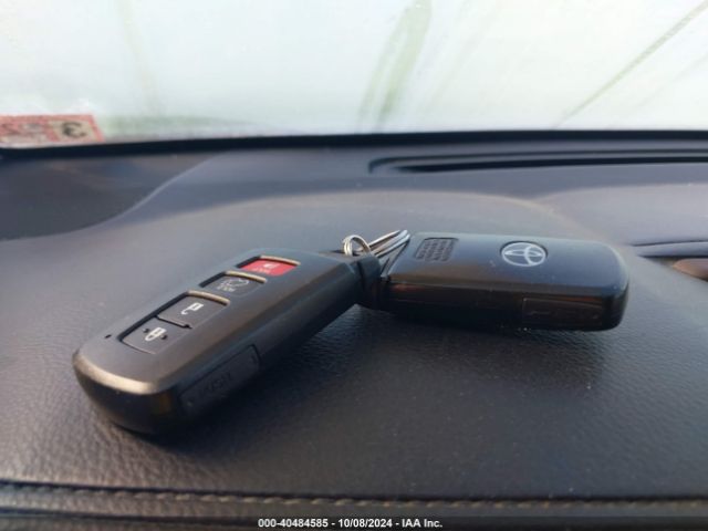 5TDJKRFH9FS135452 Toyota Highlander Xle V6