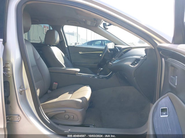 Chevrolet IMPALA 1LT 2017 2G1105S30H9159815 Image 5