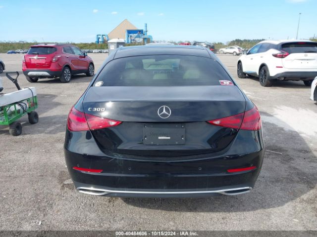 W1KAF4GB2NR038159 Mercedes-Benz C 300 Sedan