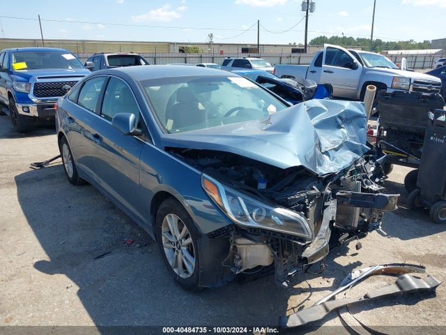2017 5NPE24AF6HH585983 main image