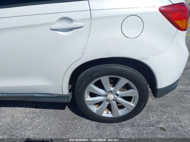 4A4AP3AU1EE011790 Mitsubishi Outlander Sport Es