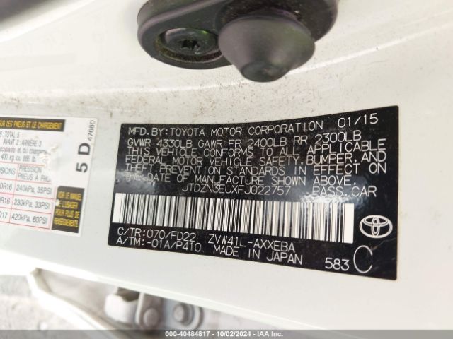JTDZN3EUXFJ022757 Toyota Prius V Three
