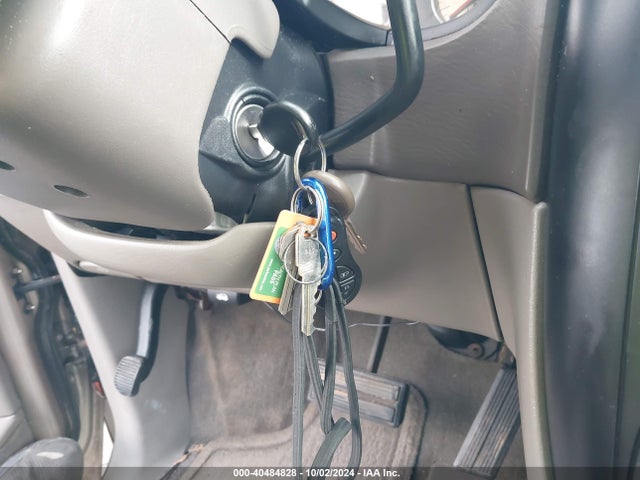 Продаж на аукціоні авто 2003 Chrysler Town & Country Limited, vin: 2C8GP64L03R122710, номер лоту: 40484828