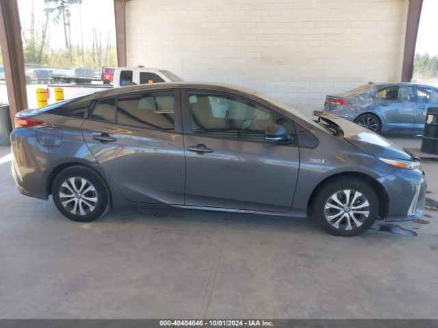 JTDKAMFP5M3175432 Toyota Prius Prime Le