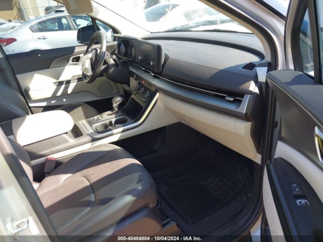KNDNB4H31N6107696 KIA Carnival Mpv Lx Seat Package