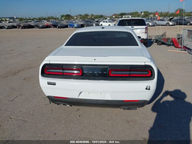 2C3CDZBT9KH621429 Dodge Challenger R/t