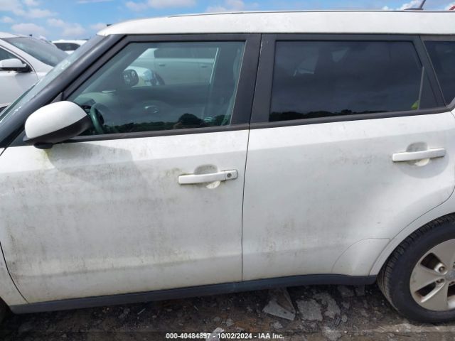 KNDJN2A22G7376248 KIA Soul
