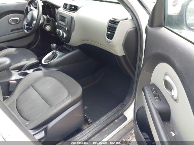 KNDJN2A22G7376248 KIA Soul