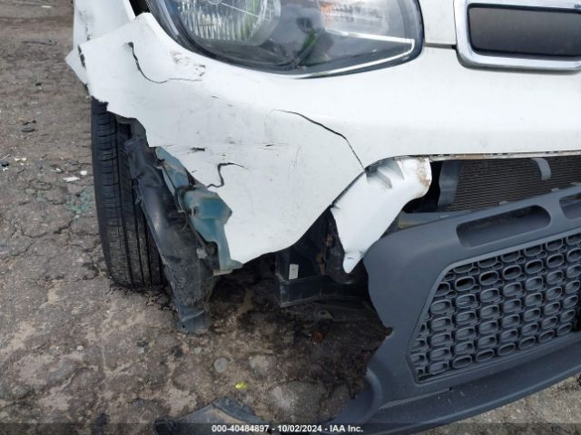 KNDJN2A22G7376248 KIA Soul