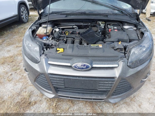 Ford FOCUS SE 2014 1FADP3F22EL262783 Image 10