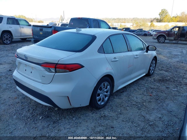 Toyota COROLLA LE 2021 5YFEPMAEXMP225914 Image 4