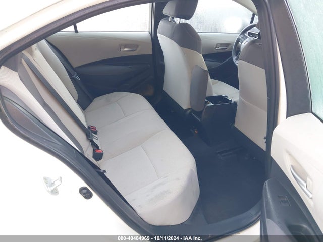 Toyota COROLLA LE 2021 5YFEPMAEXMP225914 Image 8